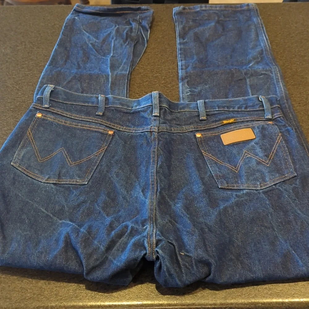 Wrangler Jeans - Picture 7 of 8